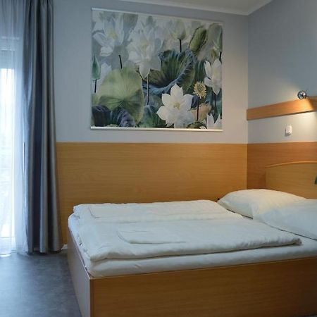 Alfred Panzio Bed and Breakfast Budapest Exteriör bild