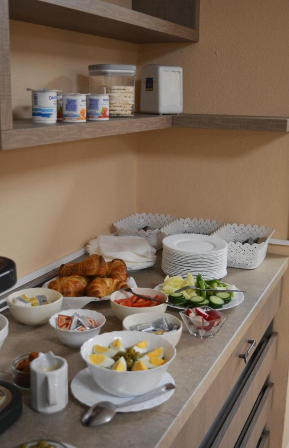 Alfred Panzio Bed and Breakfast Budapest Exteriör bild