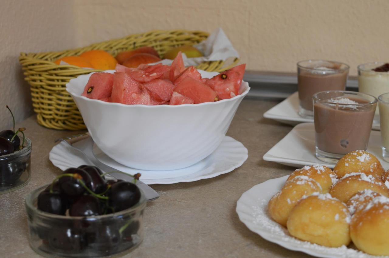 Alfred Panzio Bed and Breakfast Budapest Exteriör bild