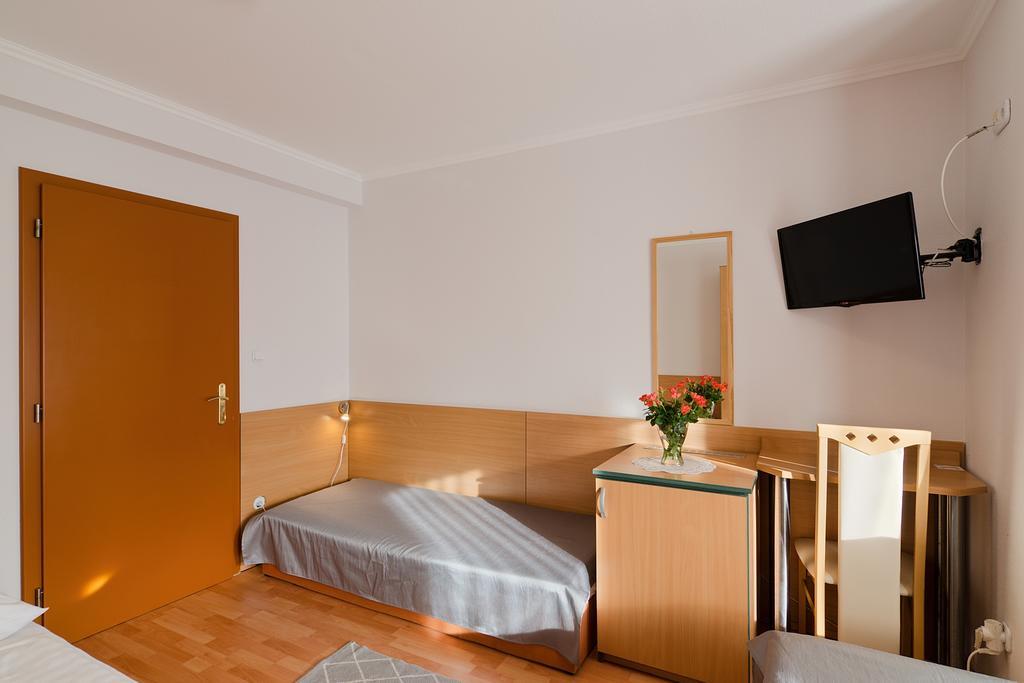 Alfred Panzio Bed and Breakfast Budapest Exteriör bild